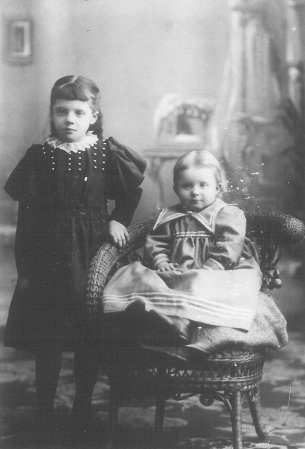 040 Children of Sarah Dahlheimer - Annie and Mary