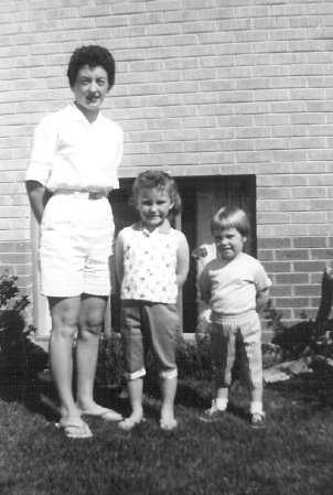 004a Mary Ann, Lynn and Jane - Denver, CO - 1960