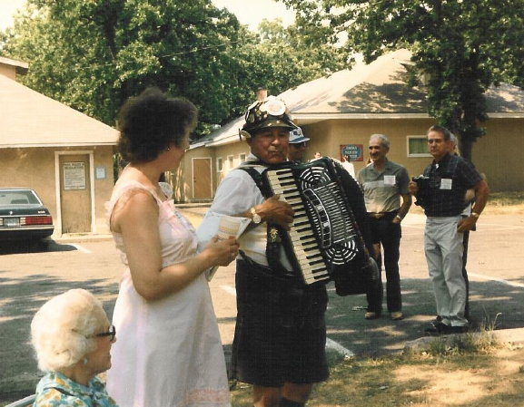 06 - Phil Nellus, accordianist