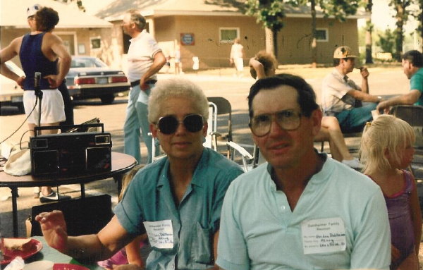 19 - Lois and Gordan Dahlheimer