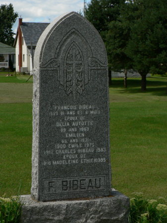 P1090013 Bibeau tombstones, Saint-Francois-Xavier, Saint-Francois-du-Lac (06)